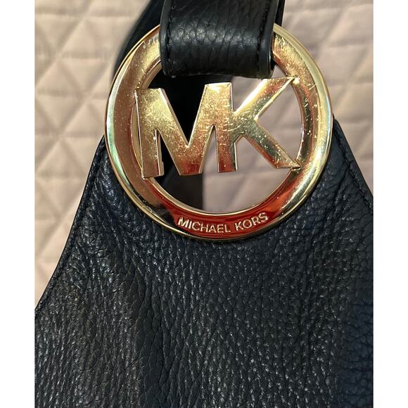 Stylish black, Michael Kors shoulder bag
Excellent condition - Picture 8 of 12